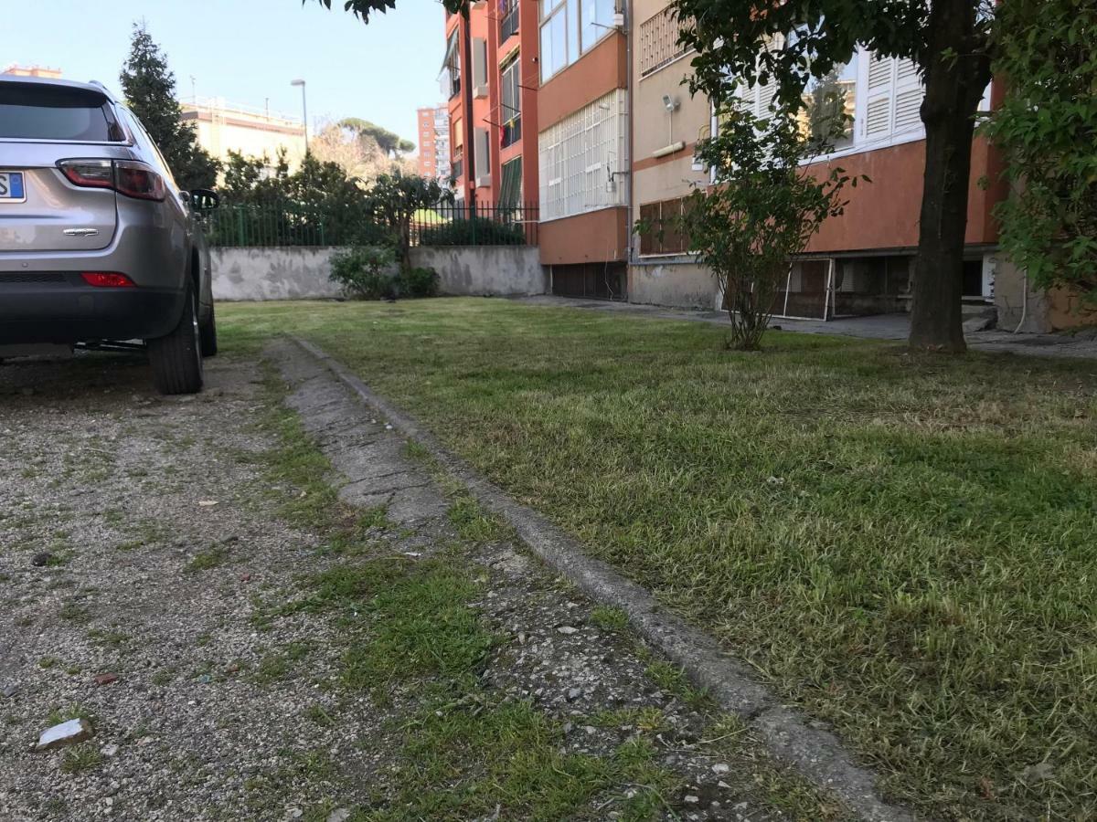 Calaba Stadio Naples Luaran gambar